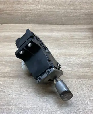 Toyota Prius (XW20) Gear shifter/selector 8945147030
