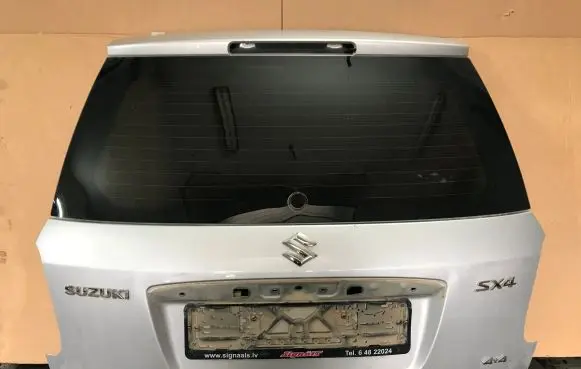 Suzuki SX4 Tailgate/trunk/boot lid