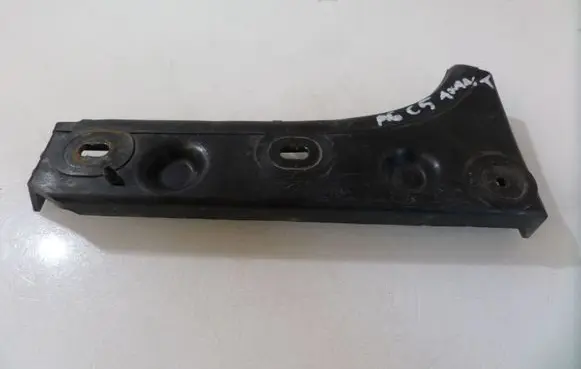 Audi A6 S6 C5 4B Front bumper mounting bracket 4B0807283B