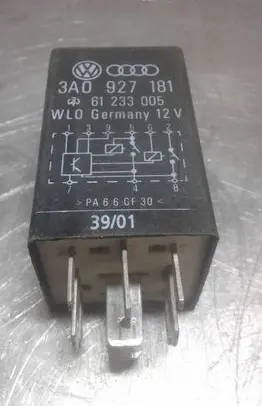Audi A4 S4 B6 8E 8H Other relay 3A0927181 61233005