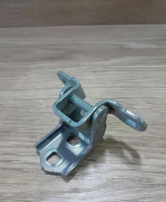 Rear door upper hinge