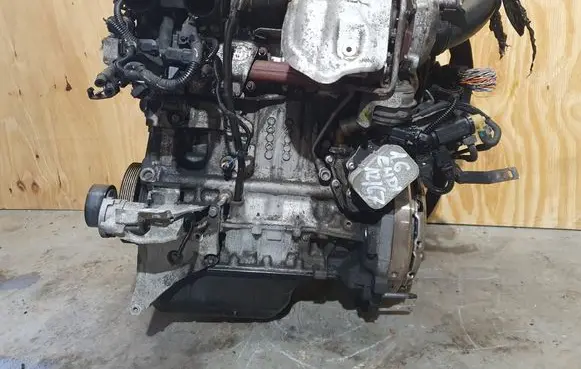 Citroen C4 Grand Picasso Engine swap 9h05