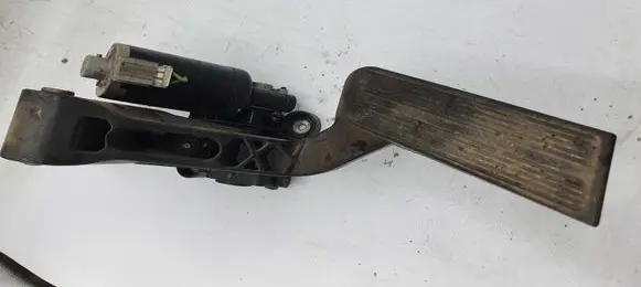 Clutch pedal