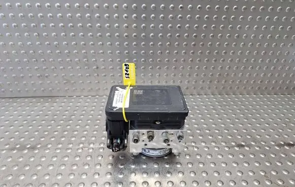 Mazda 3 III ABS Pump BHR1437A0A 06.2109-7131.3