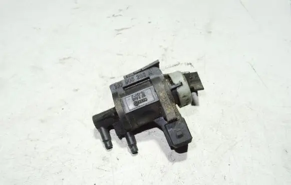 Audi A4 S4 B6 8E 8H Turbo solenoid valve 1J0906283A
