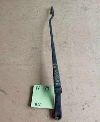 Volkswagen PASSAT B5 Front wiper blade arm 87657867