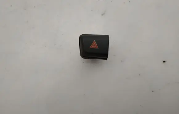 Peugeot 208 Hazard light switch 96750916ZD