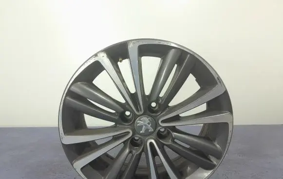 Peugeot 301 R18 alloy rim 9677100677