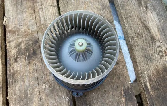 Land Rover Range Rover Sport L494 Heater blower fan relay 11R29 1291