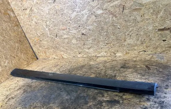 Mercedes-Benz E W212 Sill A2126900140