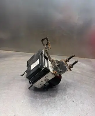 Skoda Fabia Mk2 (5J) ABS Pump 0265950689 79107L0071