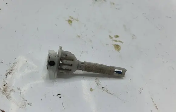 BMW 3 E46 Interior temperature sensor 64118380673