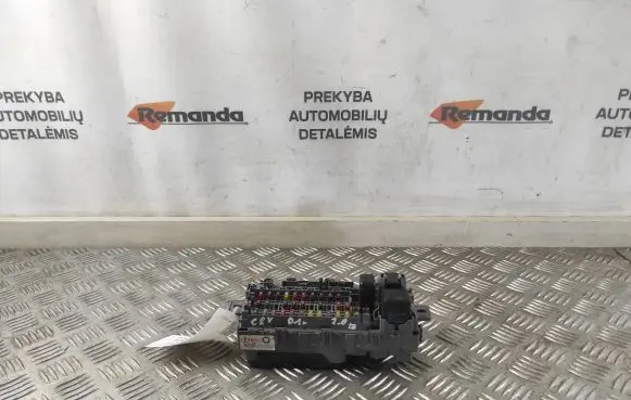 Honda CR-V Fuse module 38600S04G1