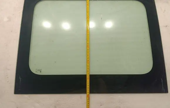 Renault Master III Rear side window DOT682AS2M3236 43R001583