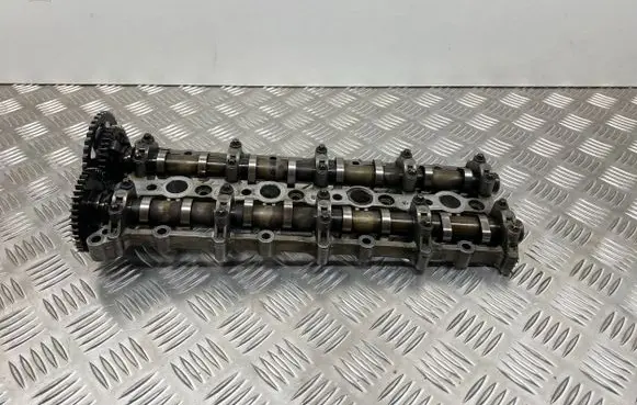 BMW 3 F30 F35 F31 Camshaft 8506077 8506076 7797511