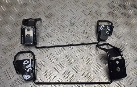 Infiniti Q70 Y51 ISOFIX Bracket 