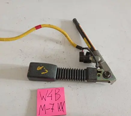Opel Astra G Front seatbelt 879451651