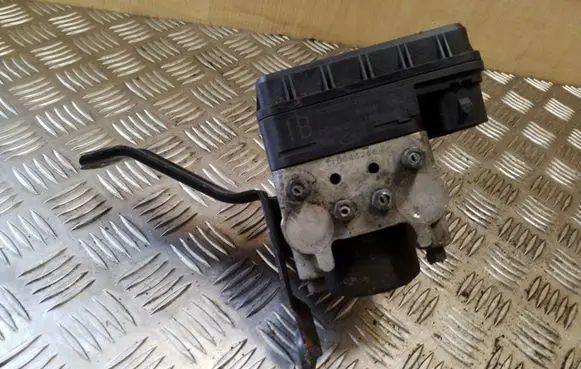 Toyota RAV 4 (XA20) ABS Pump 4451042080 8954142050 1338000020