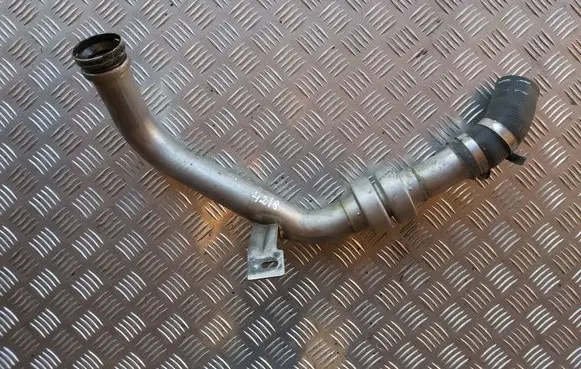 Nissan Juke I F15 Engine coolant pipe/hose