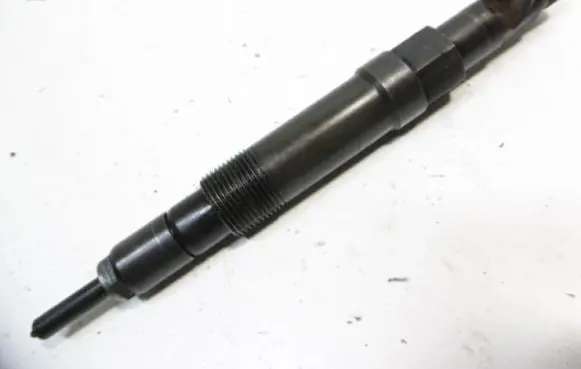 Ford Mondeo Mk III Fuel injector