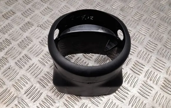 Steering wheel column trim