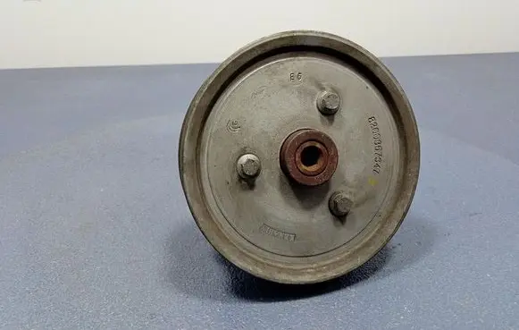 Renault Laguna III Power steering pump 8200319066