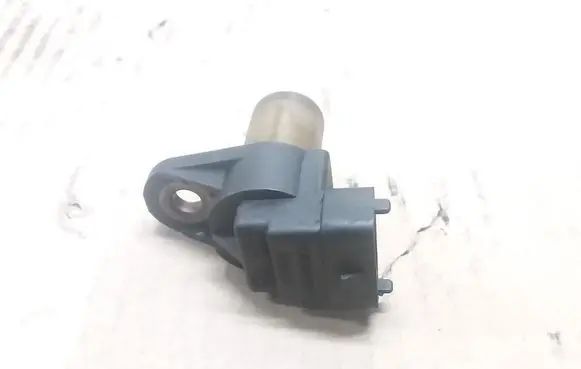Mercedes-Benz E W211 Camshaft speed sensor A0031539728