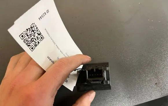 Volvo S80 Hazard light switch 30710106 07W234