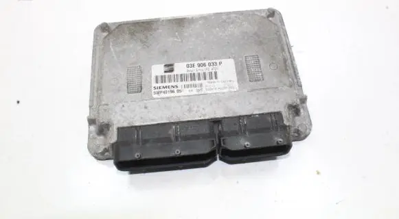 Skoda Fabia Mk1 (6Y) Engine control unit/module 03E906033P 5WP4019605