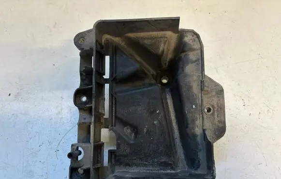 Skoda Rapid (NH) Battery box tray 6C0915331D