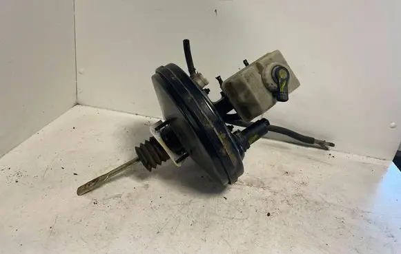 Volvo S70 V70 V70 XC Brake booster 9492764 322901F