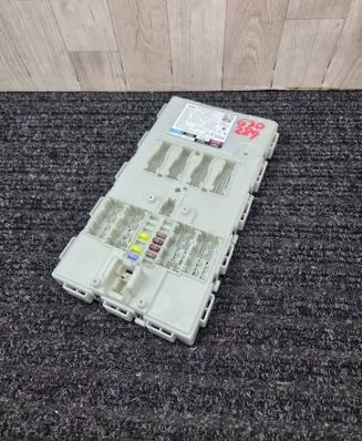 BMW 5 G30 G31 Comfort/convenience module 8779029 A2C16554805 000034B1