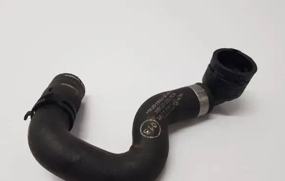 Volkswagen Golf VII Engine coolant pipe/hose 5Q0122073BK