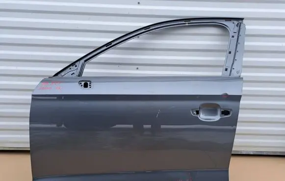 Audi A3 S3 8V Front door 