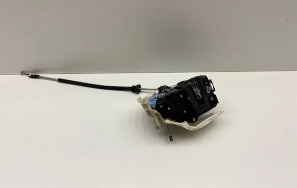 Volkswagen Phaeton Front door lock