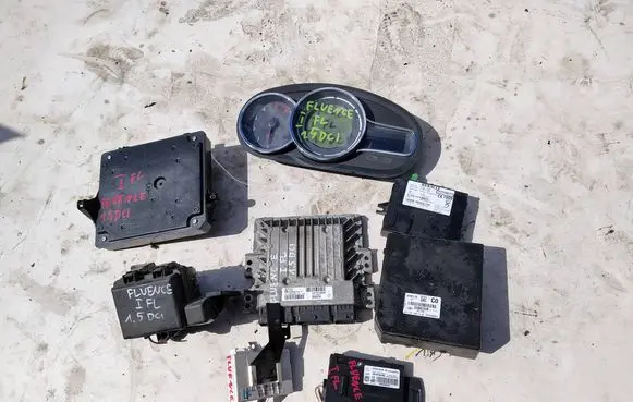 Renault Fluence Engine control unit/module 237101454R