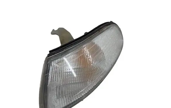 Mazda 626 Front indicator light 183173B