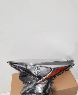 Toyota Prius (XW50) Headlight/headlamp 8118547701