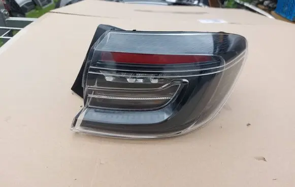 Renault Clio V Rear/tail lights 265502066R