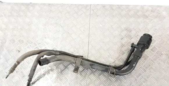 Fuel tank filler neck pipe