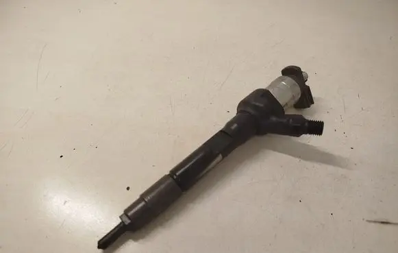 Fuel injector