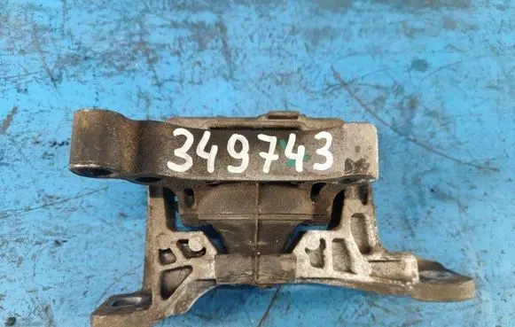 Ford Escape III Engine mount bracket CV6Z6038B