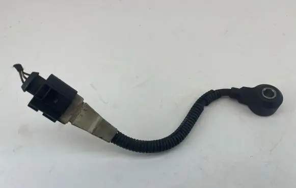 Volkswagen Eos Detonation knock sensor 021905377E