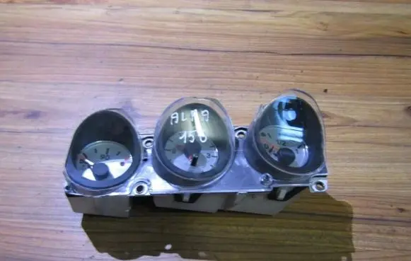 Alfa Romeo 156 Speedometer (instrument cluster) 60653715 6028169903