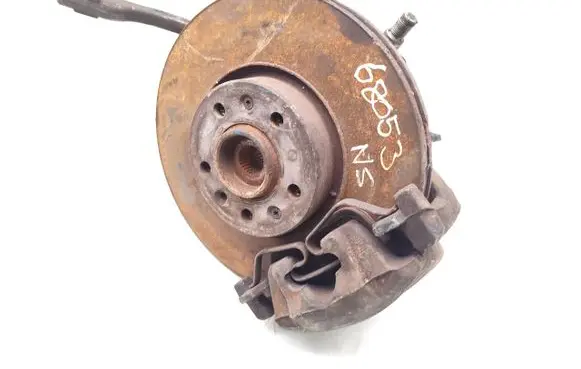 Opel Vivaro Front wheel hub 