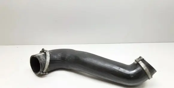 Intercooler hose/pipe