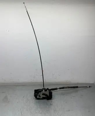 Nissan Pathfinder R51 Rear door lock
