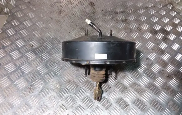 Mitsubishi Pajero Brake booster 81403202