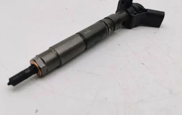 Fuel injector