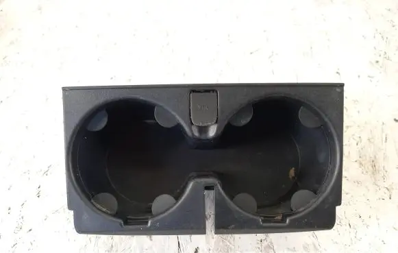Volvo XC90 Cup holder 8674917